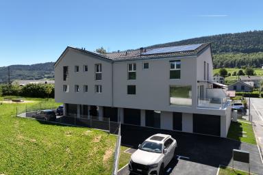 Appartement de 4,5 pièces avec jardin, cadre paisible image