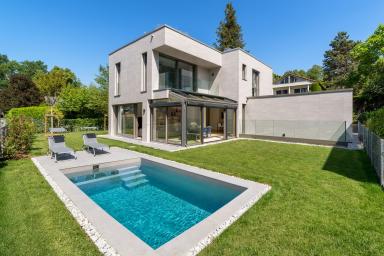 Une Adresse Rare, Une Villa Unique à Corsier
