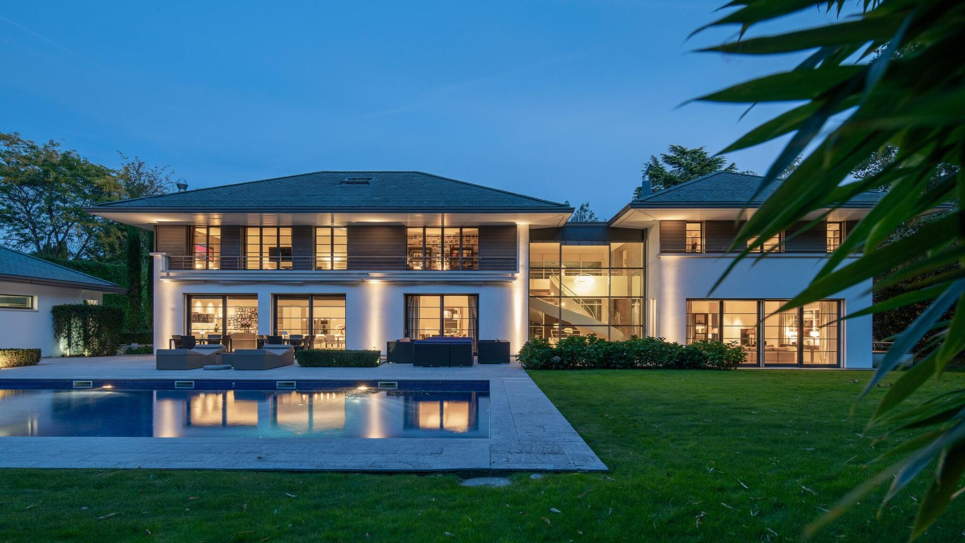 Villa Contemporaine d’Exception à Commugny – Luxe et Intimité