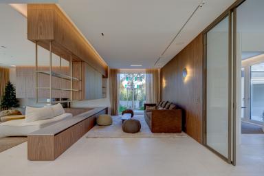Villa Signature à Mies – L’Essence du Luxe Contemporain image