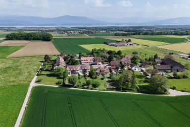 Calme et verdure à deux pas de Chéserex et Nyon