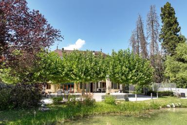 Maison de Maître du XVIIIe siècle rénovée avec parc de 7'800 m² image