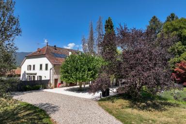 Maison de Maître du XVIIIe siècle rénovée avec parc de 7'800 m²