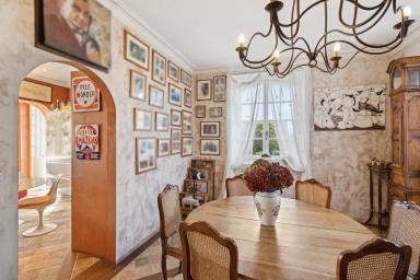 Maison de Maître à Lausanne – Élégance Intemporelle et Parc Privé image