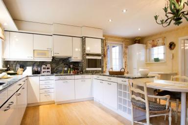 Maison de Caractère à Rénover image