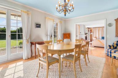 Maison de Caractère à Rénover image