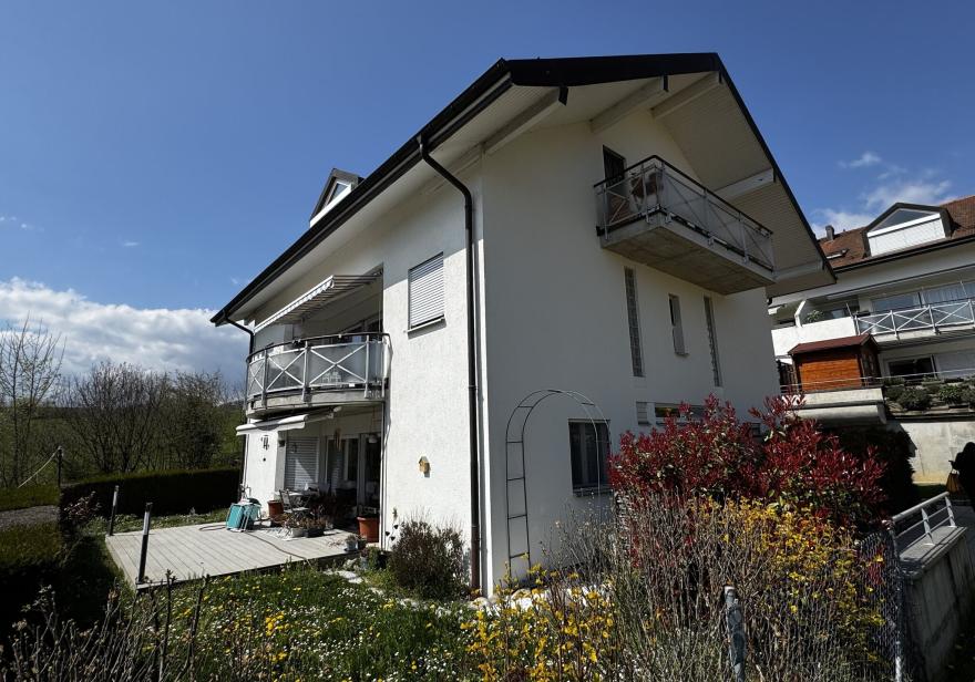 Opportunité d’investissement : 4.5 pièces au calme, Combles