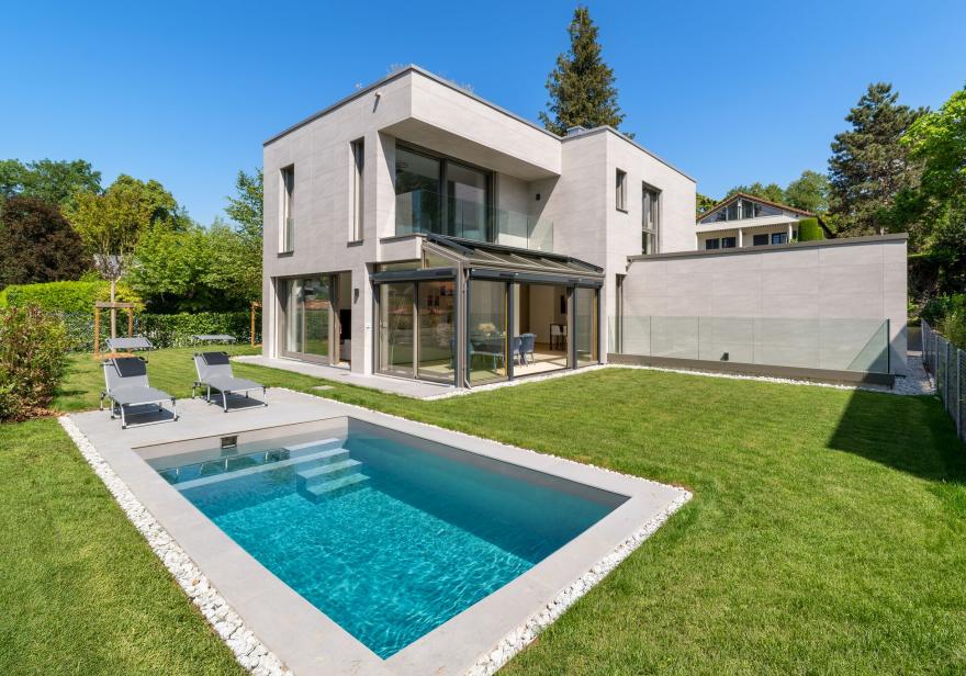 Une Adresse Rare, Une Villa Unique à Corsier
